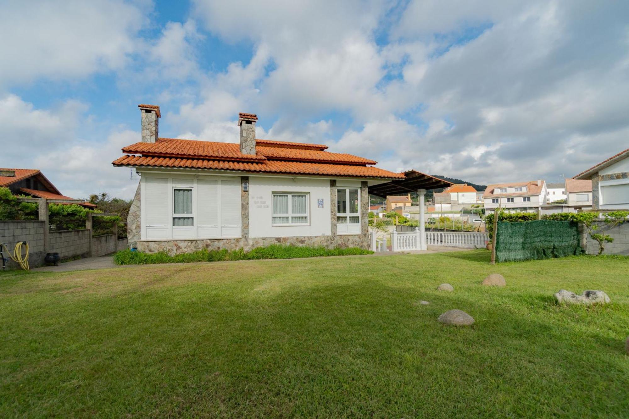 Chalet Areo Do Rio - Playa De Razo Exterior photo